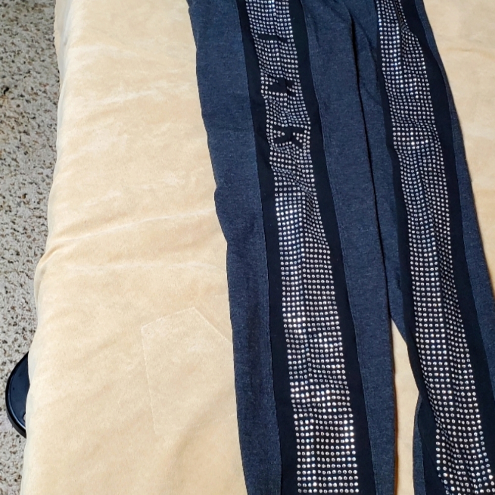 Pink Victoria Secret rhinestone leggings so. Lg